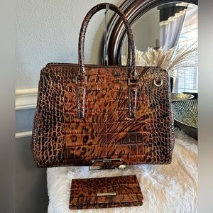 🔥♥️ Brahmin Finley Melbourne Carryall Tote and matching wallet♥️🔥